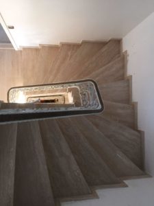 Material: Römischer Travertin