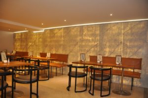 Material: Bianco Carrara